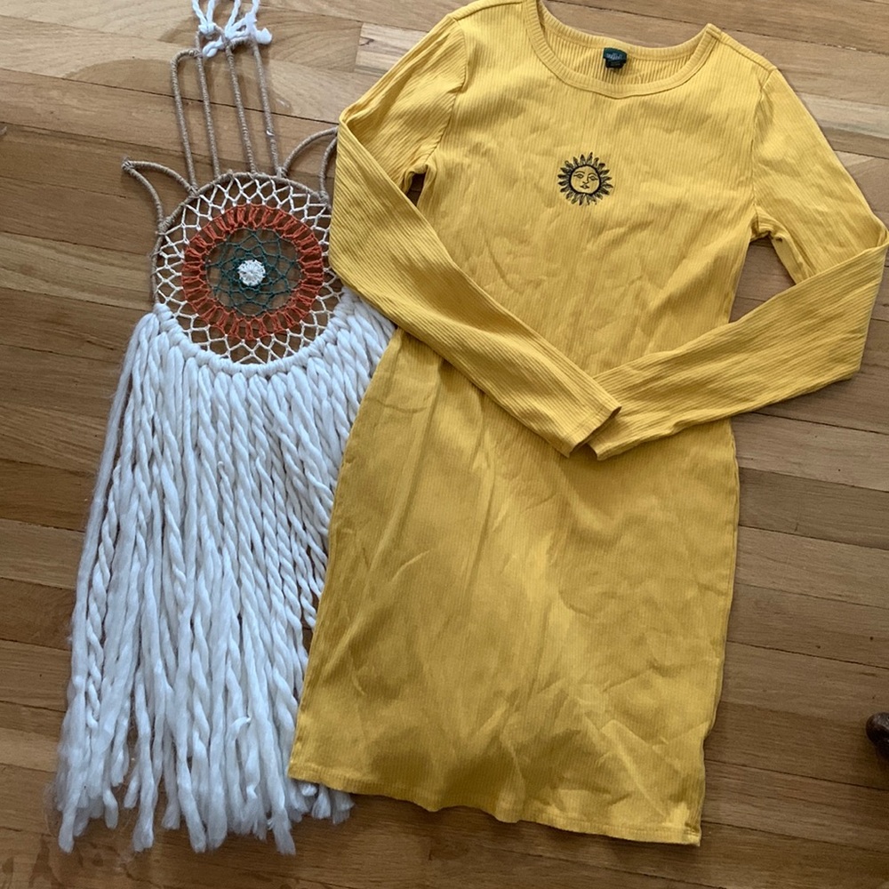 90s inspired yellow “grunge” dress
